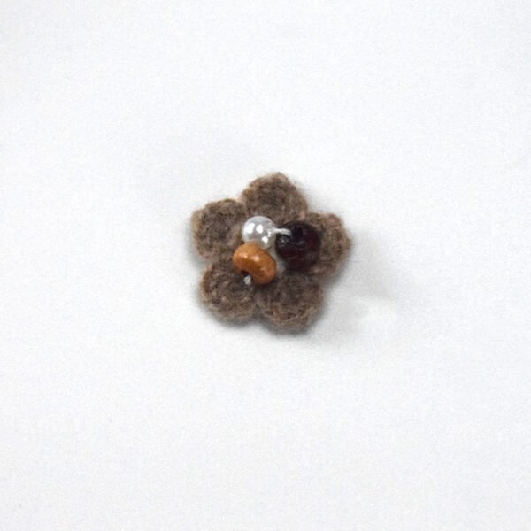 Custom 3D Handmade DIY Decorative Patches Unisex Fashion Accessories with Embroidered Flowers